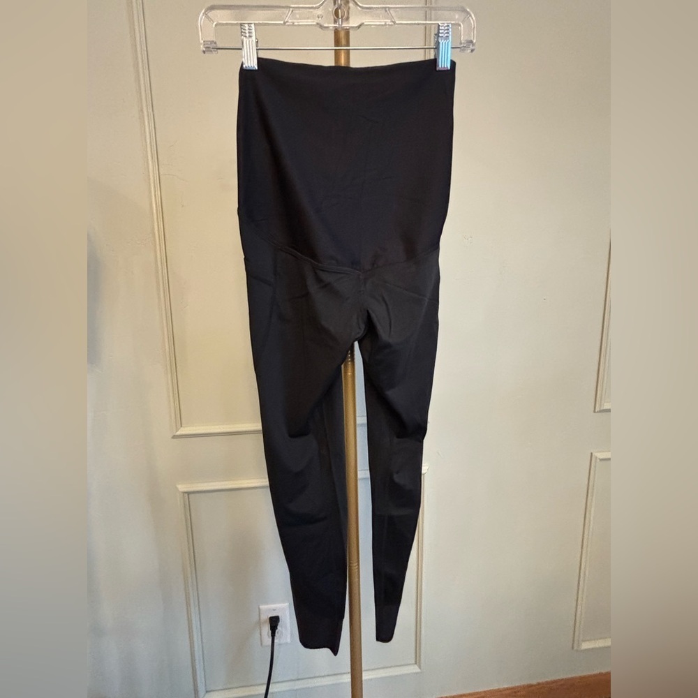 Halara Leggings Black Maternity High Waisted Crossover MSRP $40 - Picture 3 of 4